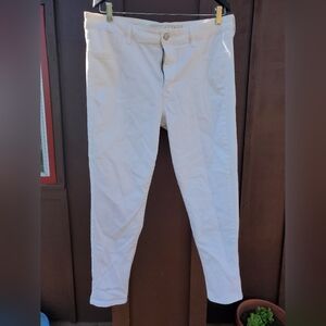 American Eagle White Next level stretch jeans high-rise jeggings size 18 regular